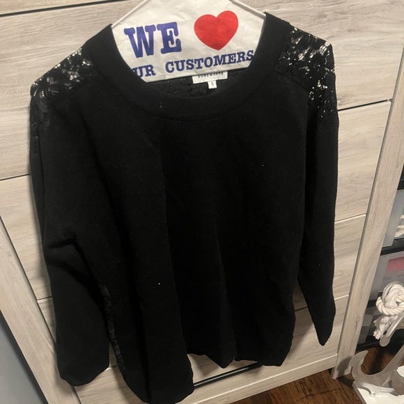 Brand new black fully laced back sweater - Picture 1 of 3